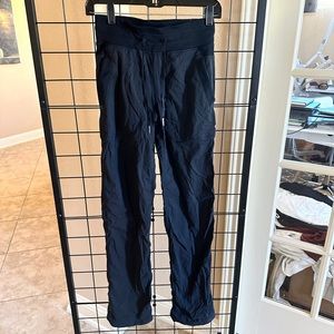 Black Lululemon joggers
